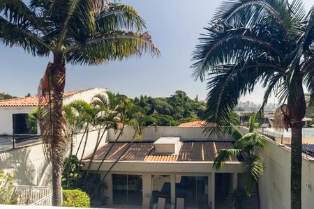 Casa à venda com 350m², 3 quartos e 4 vagas Casa à venda com 350m², 3 quartos e 4 vagasVaranda do Quarto 2 - Suíte