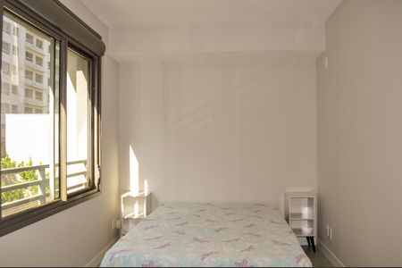Apartamento à venda com 27m², 1 quarto e 1 vaga Apartamento à venda com 27m², 1 quarto e 1 vagaSala/Quarto