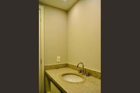 Apartamento à venda com 27m², 1 quarto e 1 vaga Apartamento à venda com 27m², 1 quarto e 1 vagaBanheiro