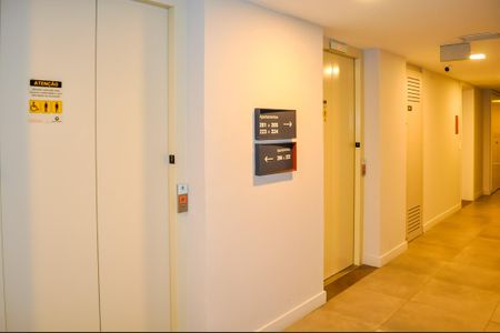 Apartamento à venda com 27m², 1 quarto e 1 vaga Apartamento à venda com 27m², 1 quarto e 1 vagaÁrea comum