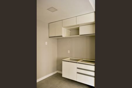 Apartamento à venda com 27m², 1 quarto e 1 vaga Apartamento à venda com 27m², 1 quarto e 1 vagaCozinha