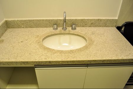 Apartamento à venda com 27m², 1 quarto e 1 vaga Apartamento à venda com 27m², 1 quarto e 1 vagaBanheiro