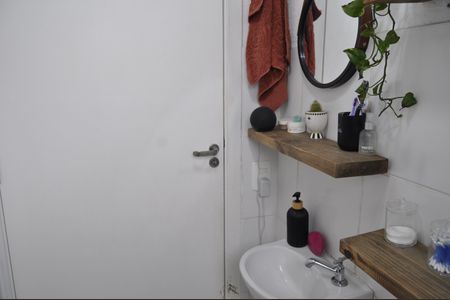 Apartamento para alugar com 50m², 2 quartos e sem vagaBanheiro