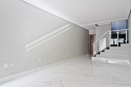 Casa à venda com 160m², 3 quartos e 2 vagasSala