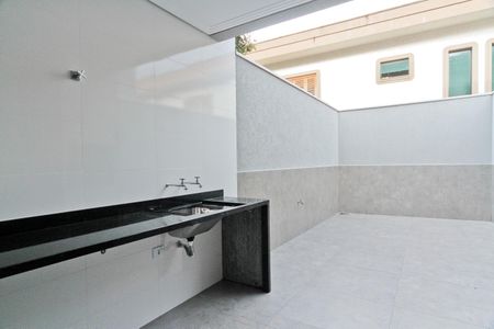 Casa à venda com 160m², 3 quartos e 2 vagasÁrea de Serviço