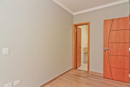 Casa à venda com 160m², 3 quartos e 2 vagasSuíte 2