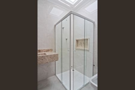 Casa à venda com 160m², 3 quartos e 2 vagasBanheiro da Suíte 2