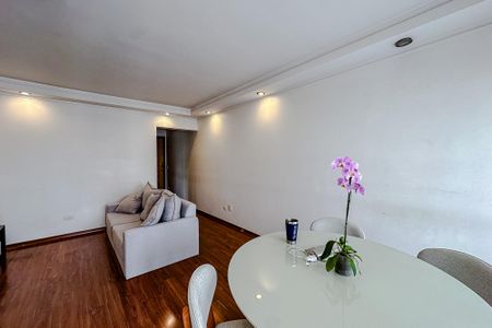 Apartamento à venda com 84m², 3 quartos e 2 vagasSala