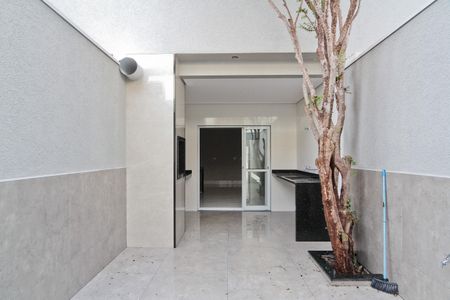 Casa à venda com 160m², 3 quartos e 2 vagas Casa à venda com 160m², 3 quartos e 2 vagasÁrea externa