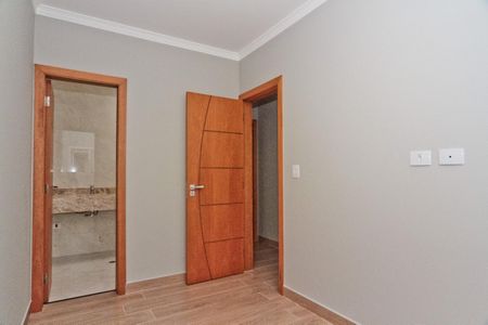 Casa à venda com 160m², 3 quartos e 2 vagas Casa à venda com 160m², 3 quartos e 2 vagasSuíte 2