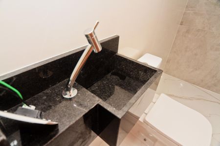 Casa à venda com 160m², 3 quartos e 2 vagas Casa à venda com 160m², 3 quartos e 2 vagasLavabo