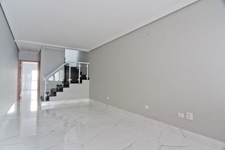 Casa à venda com 160m², 3 quartos e 2 vagasSala