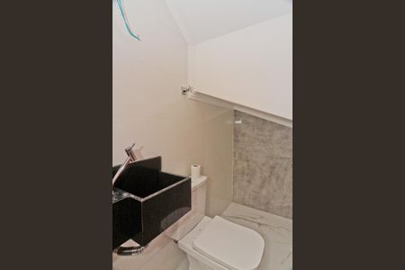 Casa à venda com 160m², 3 quartos e 2 vagasLavabo