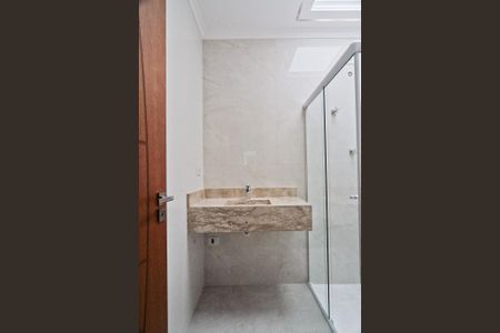 Casa à venda com 160m², 3 quartos e 2 vagasBanheiro da Suíte 2