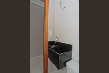 Casa à venda com 160m², 3 quartos e 2 vagasLavabo