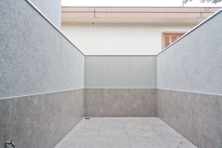 Casa à venda com 160m², 3 quartos e 2 vagasÁrea de Serviço