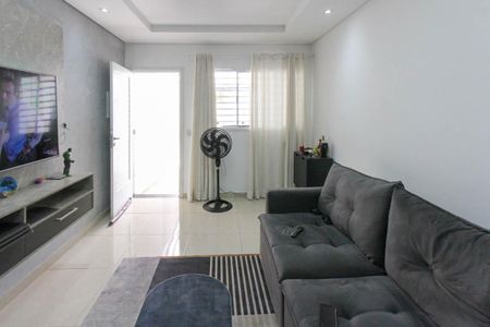 Casa à venda com 101m², 3 quartos e 2 vagasSala