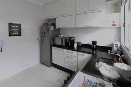 Casa à venda com 101m², 3 quartos e 2 vagasCozinha