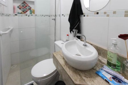 Casa à venda com 101m², 3 quartos e 2 vagasBanheiro Social