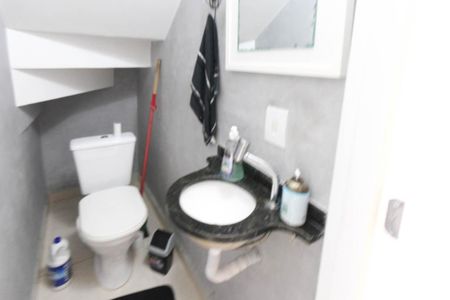 Casa à venda com 101m², 3 quartos e 2 vagasLavabo