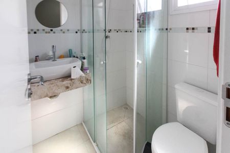 Casa à venda com 101m², 3 quartos e 2 vagasBanheiro da Suíte