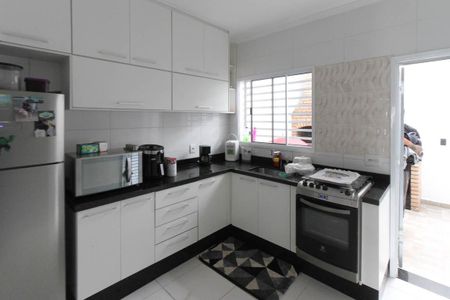 Casa à venda com 101m², 3 quartos e 2 vagasCozinha