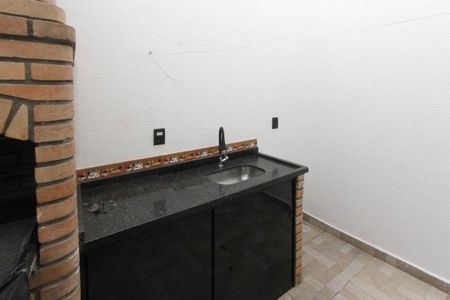 Casa à venda com 101m², 3 quartos e 2 vagasÁrea comum