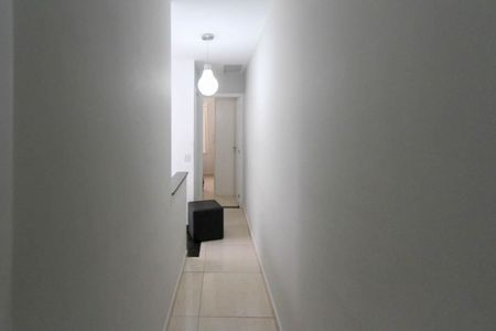 Casa à venda com 101m², 3 quartos e 2 vagasCorredor