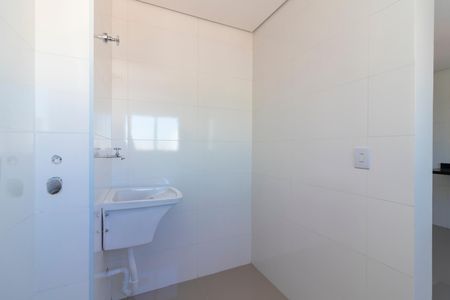 Apartamento à venda com 76m², 2 quartos e 1 vaga Apartamento à venda com 76m², 2 quartos e 1 vagaÁrea de Serviço