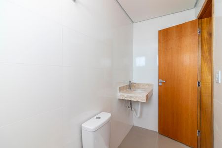Apartamento à venda com 76m², 2 quartos e 1 vaga Apartamento à venda com 76m², 2 quartos e 1 vagaBanheiro da Suíte 2