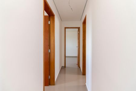 Apartamento à venda com 76m², 2 quartos e 1 vaga Apartamento à venda com 76m², 2 quartos e 1 vagaCorredor dos Quartos
