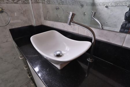 Apartamento à venda com 106m², 3 quartos e 1 vaga Apartamento à venda com 106m², 3 quartos e 1 vagaBanheiro