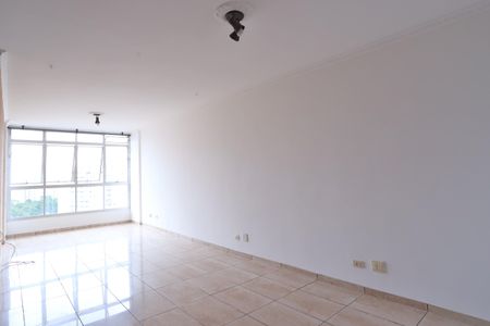 Apartamento à venda com 106m², 3 quartos e 1 vaga Apartamento à venda com 106m², 3 quartos e 1 vagaSala