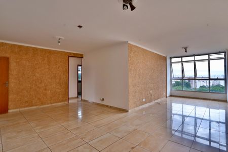 Apartamento à venda com 106m², 3 quartos e 1 vaga Apartamento à venda com 106m², 3 quartos e 1 vagaSala