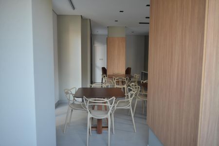 Apartamento à venda com 62m², 2 quartos e 1 vagaÁrea comum 