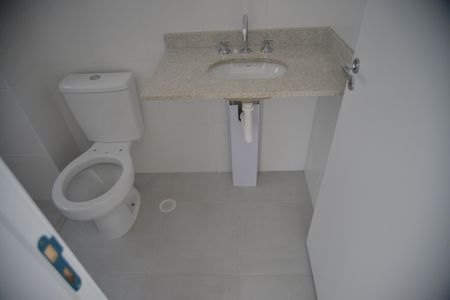 Apartamento à venda com 62m², 2 quartos e 1 vagaBanheiro Social