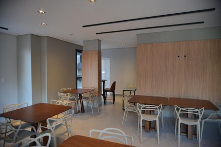 Apartamento à venda com 62m², 2 quartos e 1 vagaÁrea comum 