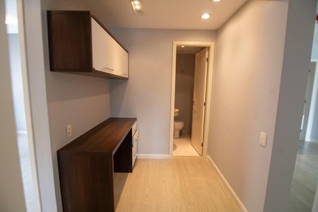 Apartamento à venda com 95m², 3 quartos e 2 vagasEscritório