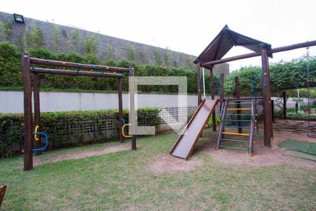 Apartamento à venda com 95m², 3 quartos e 2 vagasÁrea comum - Playground
