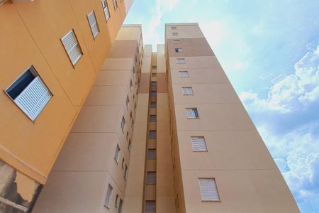 Apartamento à venda com 62m², 2 quartos e 1 vagaFachada de Prédio 