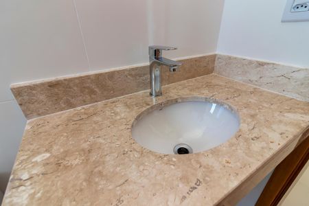 Apartamento à venda com 66m², 3 quartos e 1 vaga Apartamento à venda com 66m², 3 quartos e 1 vagaBanheiro 2