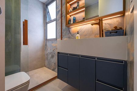 Apartamento à venda com 111m², 2 quartos e 2 vagasSuíte - Banheiro