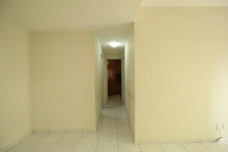 Apartamento à venda com 75m², 2 quartos e 1 vagaSala - Corredor