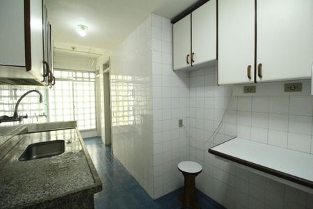 Apartamento à venda com 75m², 2 quartos e 1 vagaCozinha