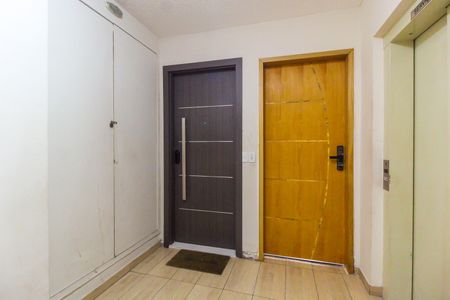 Apartamento à venda com 54m², 3 quartos e 1 vaga Apartamento à venda com 54m², 3 quartos e 1 vagaHall