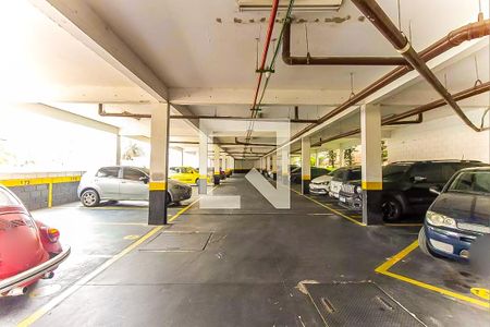 Apartamento à venda com 54m², 3 quartos e 1 vaga Apartamento à venda com 54m², 3 quartos e 1 vagaÁrea comum - Estacionamento