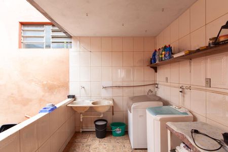 Casa à venda com 308m², 4 quartos e 5 vagasÁrea de Serviço - Casa 1