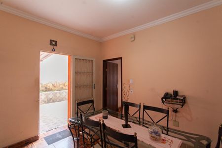 Casa à venda com 308m², 4 quartos e 5 vagasSala de Jantar - Casa 1