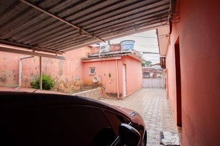 Casa à venda com 308m², 4 quartos e 5 vagasGaragem - Casa 1