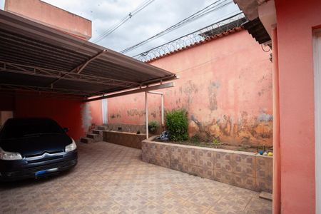 Casa à venda com 308m², 4 quartos e 5 vagasGaragem - Casa 1